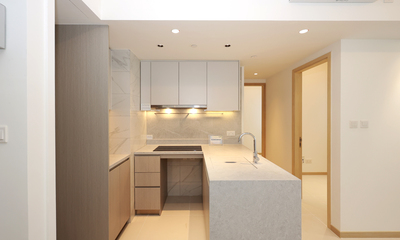 The show flat of “Hemma Emerald” highlights the open-kitchen design (Disclaimer 6,21) that creates a spacious interior with stylish design.